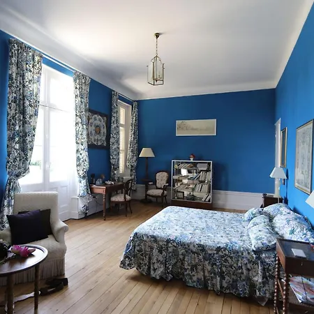 בית הארחה Chateau Des Chevaliers De *