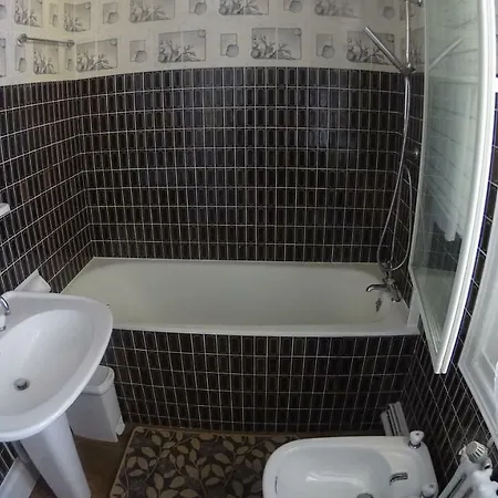 בית הארחה Chateau Des Chevaliers De *