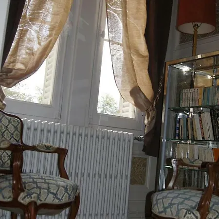 Chateau Des Chevaliers De בית הארחה *